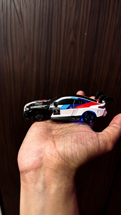 BMW Style 4WD RC Drift Car – 1:43 Scale High-Speed Racer 18kmph
