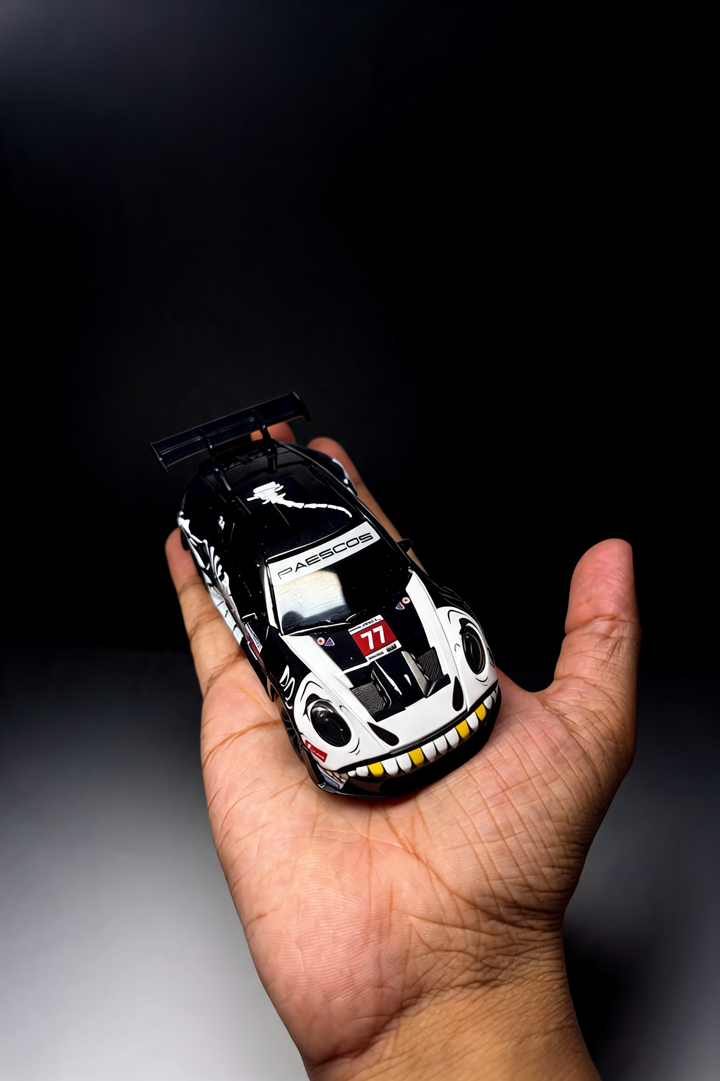 Skelton Edition Porsche 911 GTRS-2  1:43 Scale 4WD RC Drift Car