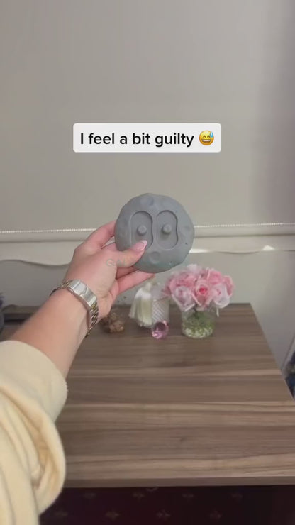 🚀 Astronaut Galaxy Projector - Light Up Your Universe